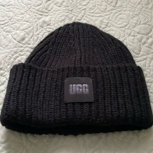 Ugg toque